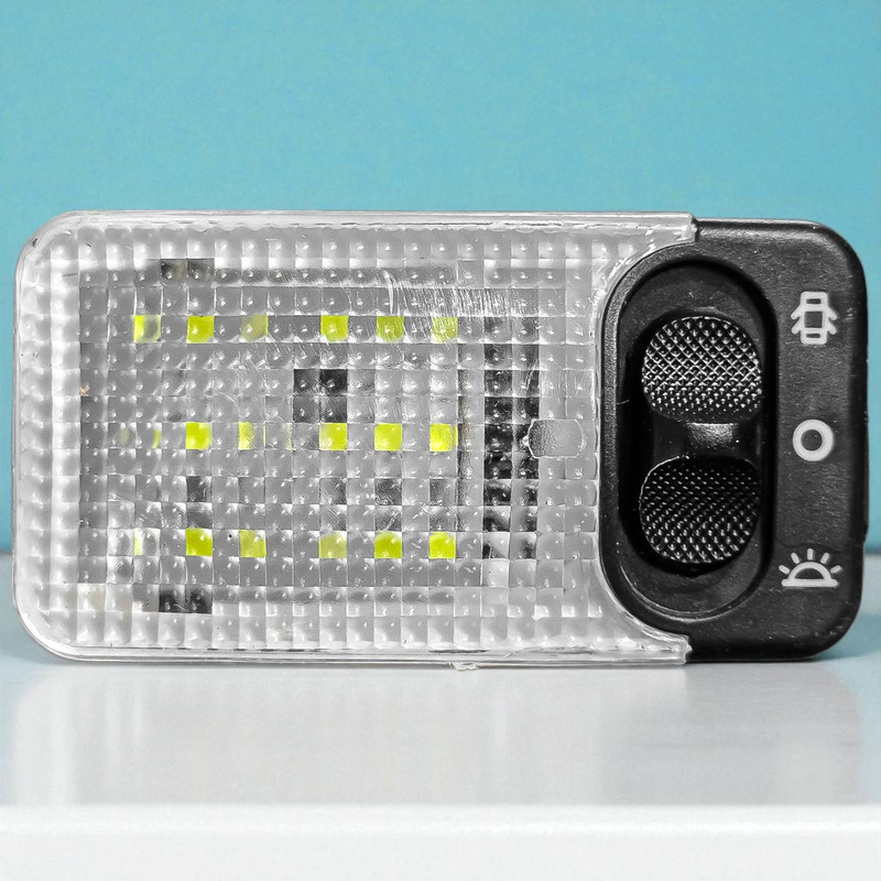 چراغ سقف 206 یخی  SMD  مناسب برای پژو 206 ، 207 ، رانا